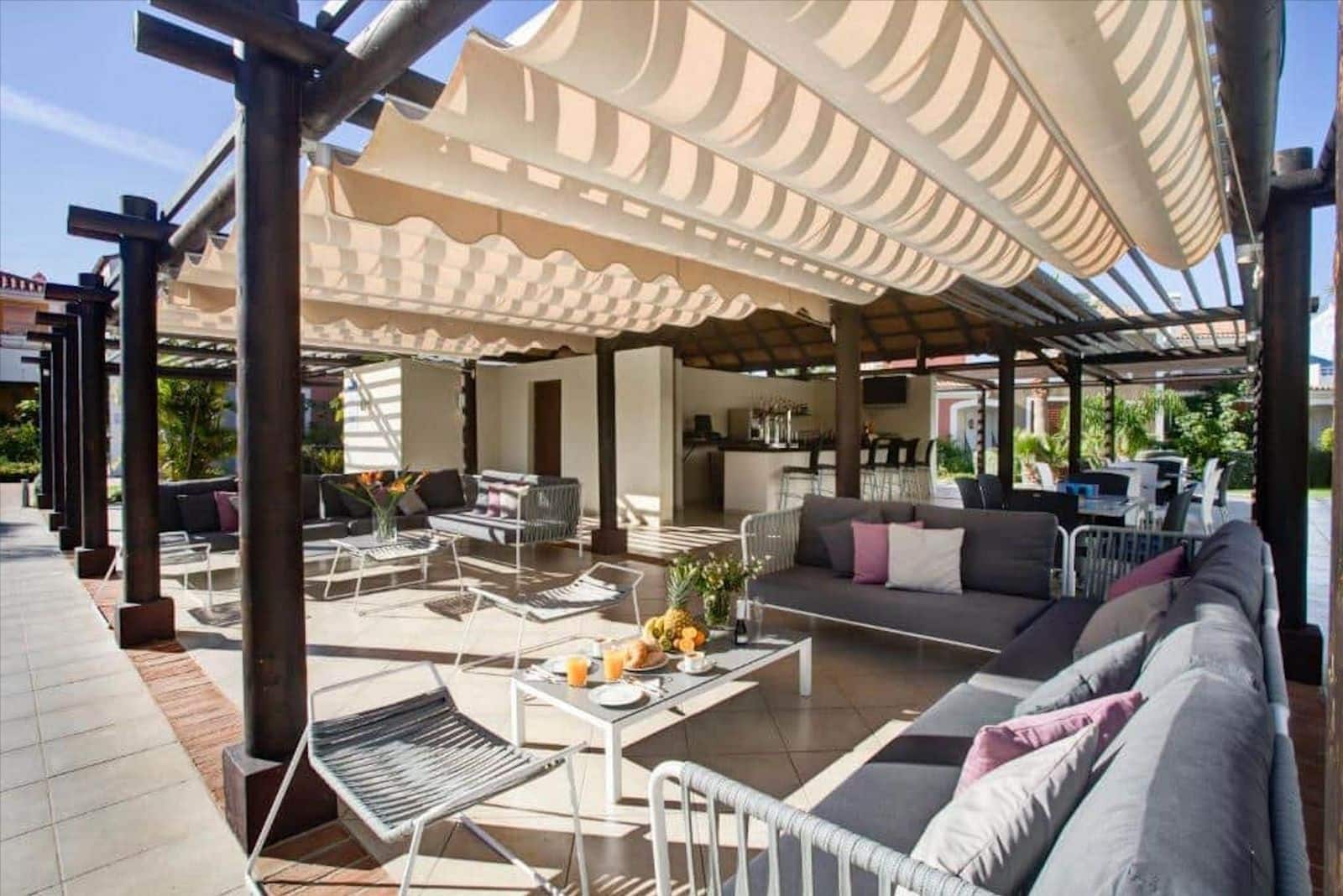 Apartamento de 2 habitaciones en El Paraiso en venta - 394.950 € (Ref: 9607652)