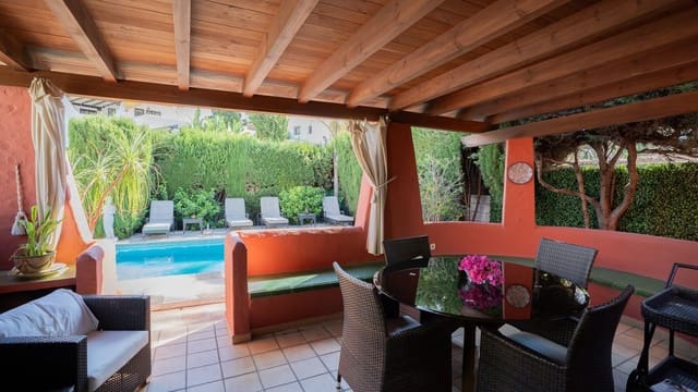 4 camera da letto Villa in vendita in Marbella - 1.475.000 € (Rif: 9607660)