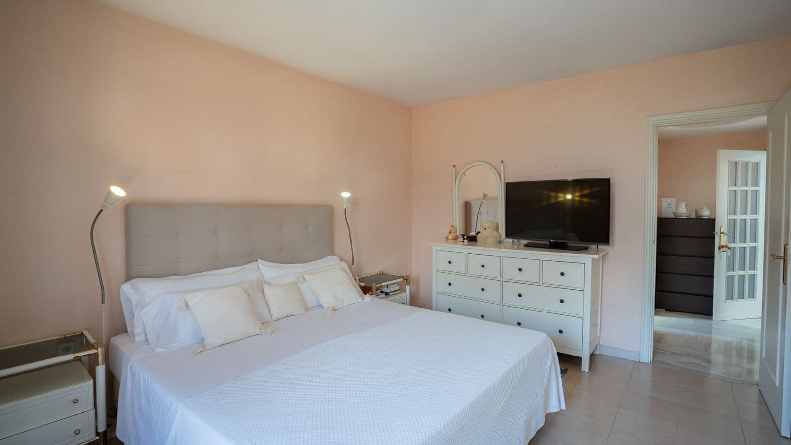 Chalet de 4 habitaciones en Marbella en venta - 1.475.000 € (Ref: 9607660)