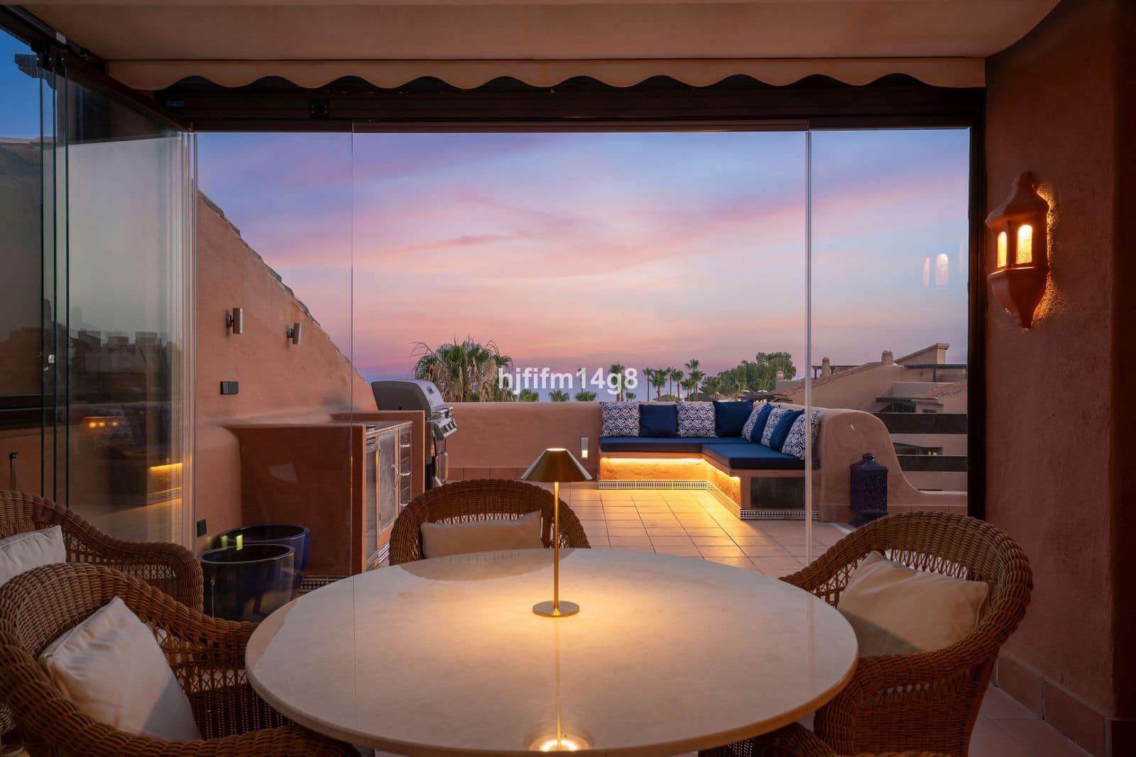 3 Zimmer Penthouse zu verkaufen in New Golden Mile - 1.595.000 € (Ref: 9607661)