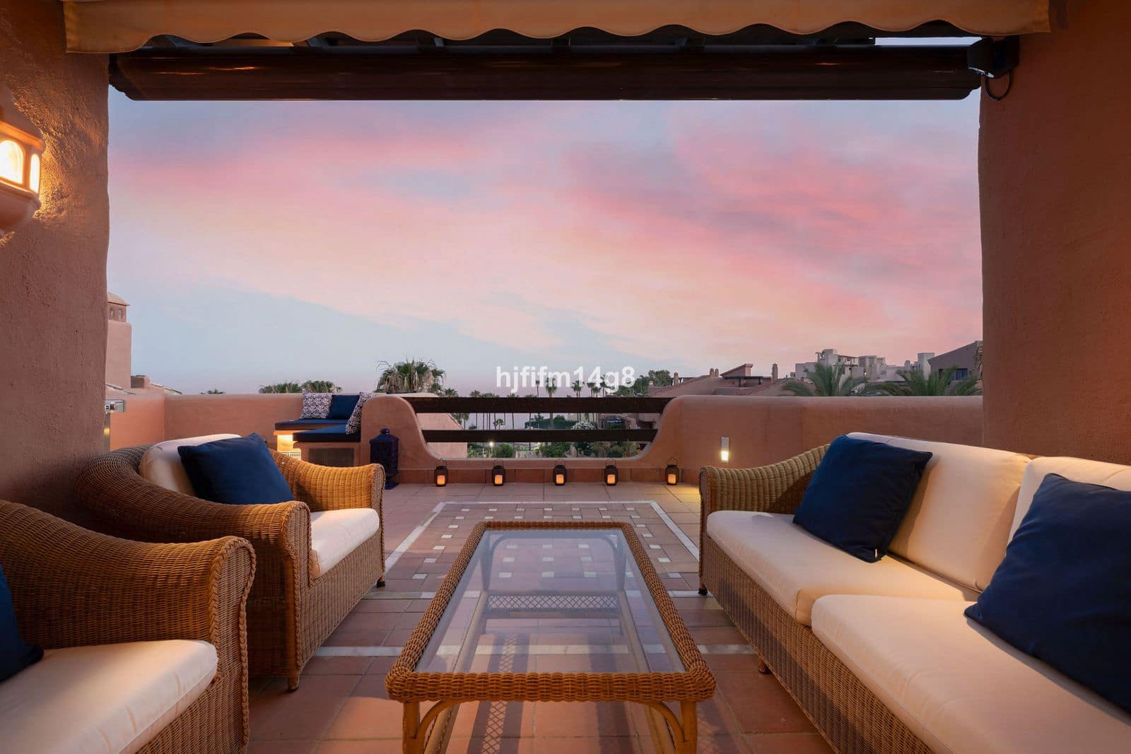 3 Zimmer Penthouse zu verkaufen in New Golden Mile - 1.595.000 € (Ref: 9607661)