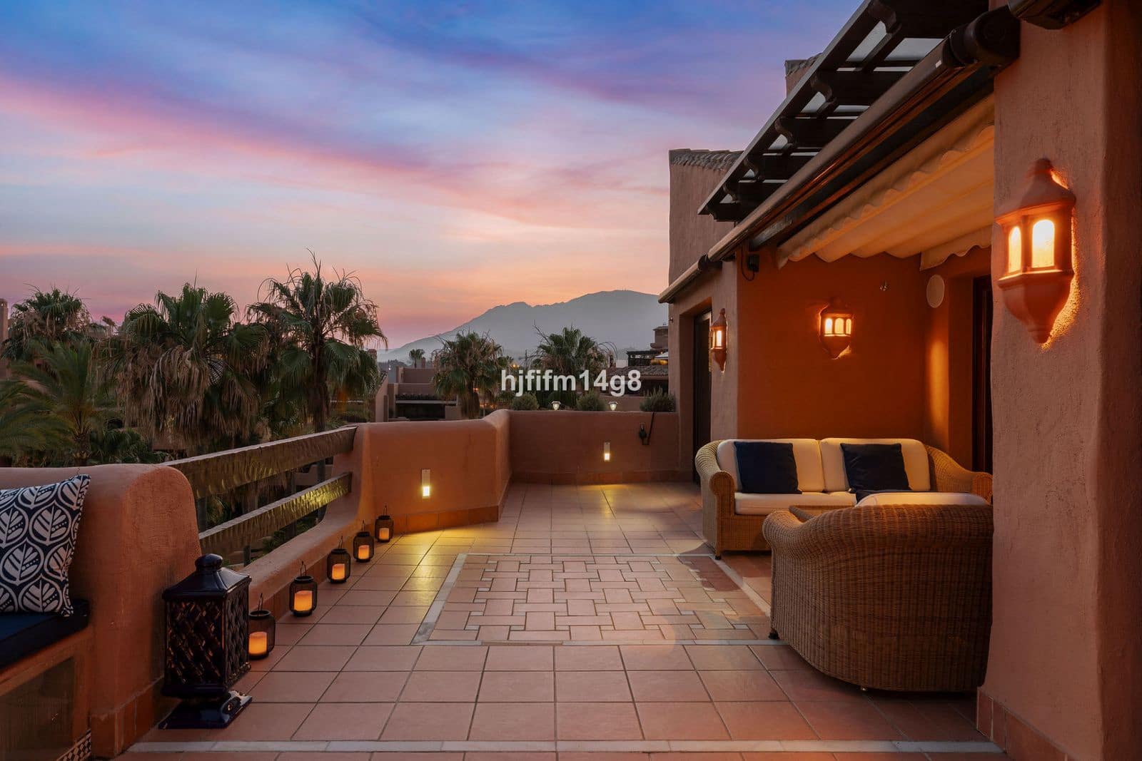 3 Zimmer Penthouse zu verkaufen in New Golden Mile - 1.595.000 € (Ref: 9607661)