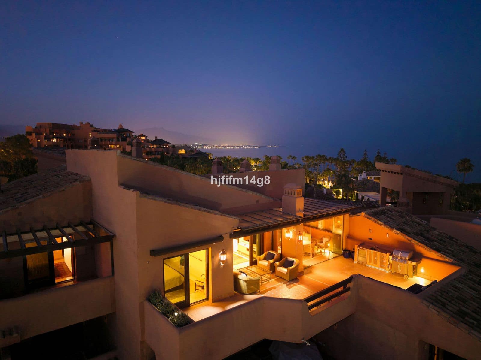 3 Zimmer Penthouse zu verkaufen in New Golden Mile - 1.595.000 € (Ref: 9607661)