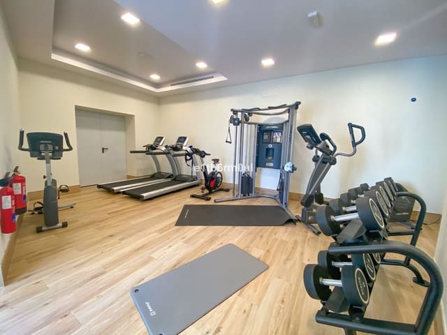 3 soveværelse Semi-Rækkehus til salg i Golden Mile, Marbella - € 2.250.000 (Ref: 9607673)