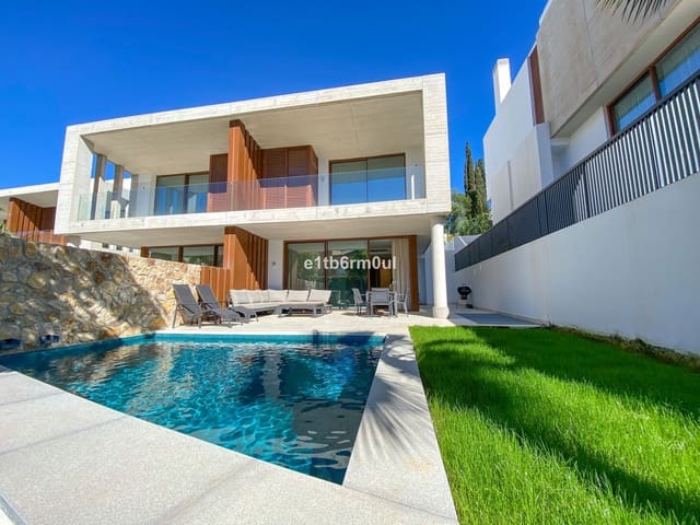 3 soveværelse Semi-Rækkehus til salg i Golden Mile, Marbella - € 2.250.000 (Ref: 9607673)