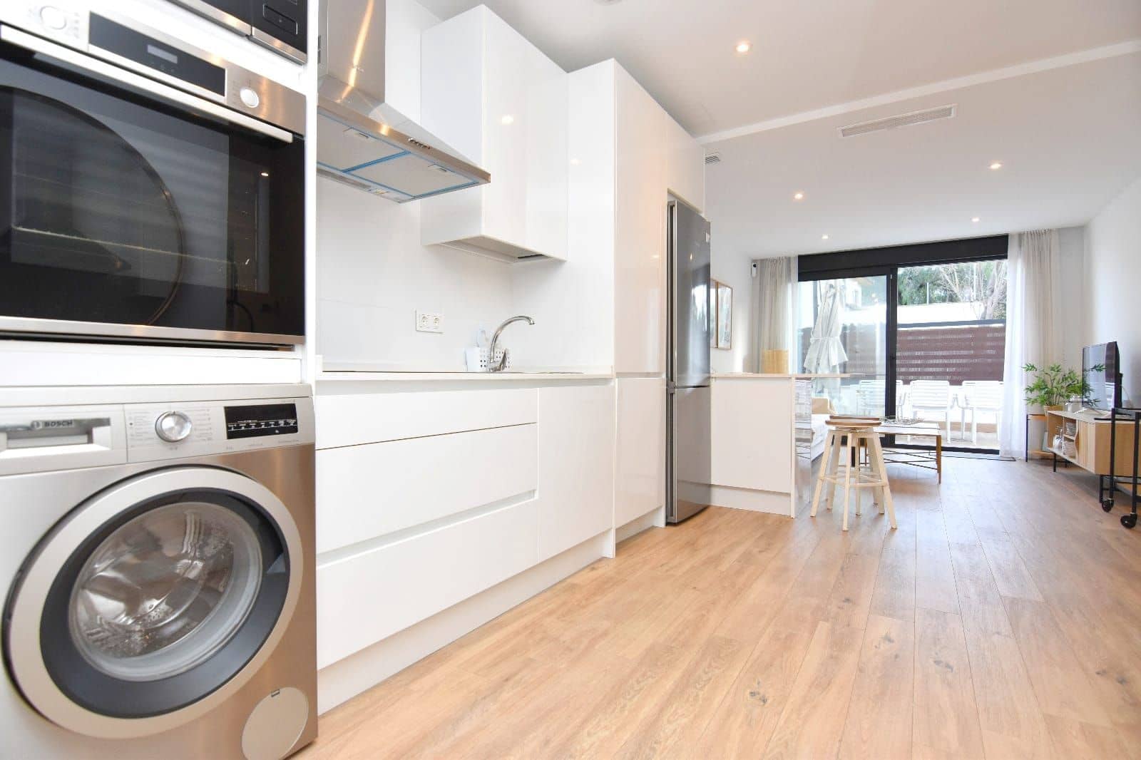 2 bedroom Apartment for sale in Torremolinos - € 549,000 (Ref: 9607682)