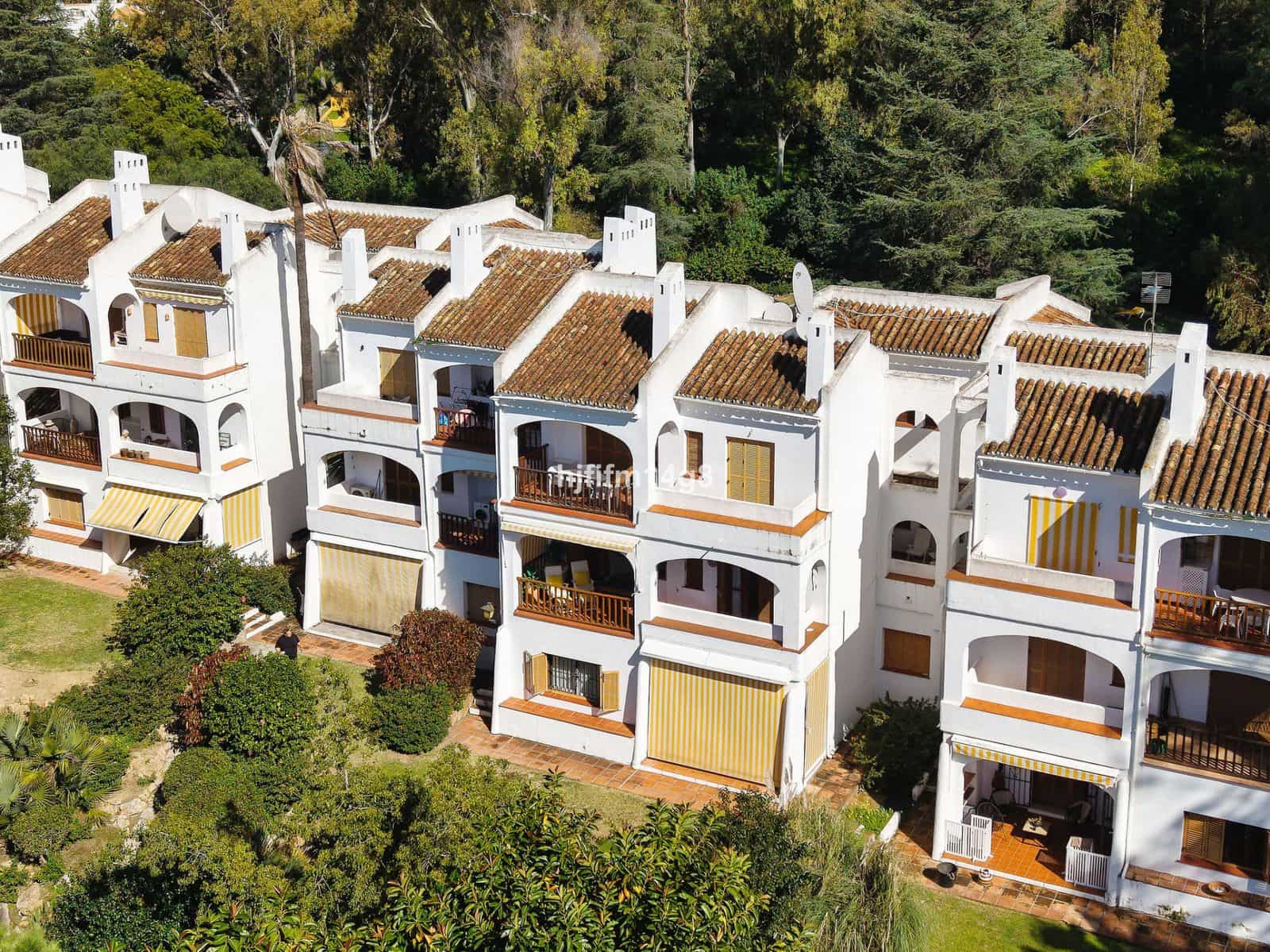 2 chambre Appartement à vendre à Nueva Andalucia - 420 000 € (Ref: 9607683)