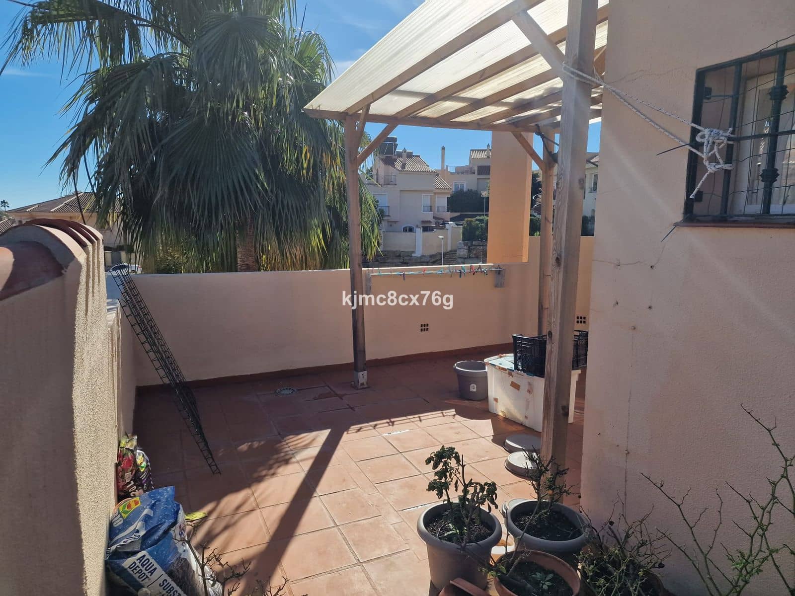 4 soveværelse Semi-Rækkehus til salg i Riviera del Sol - € 460.000 (Ref: 9607691)