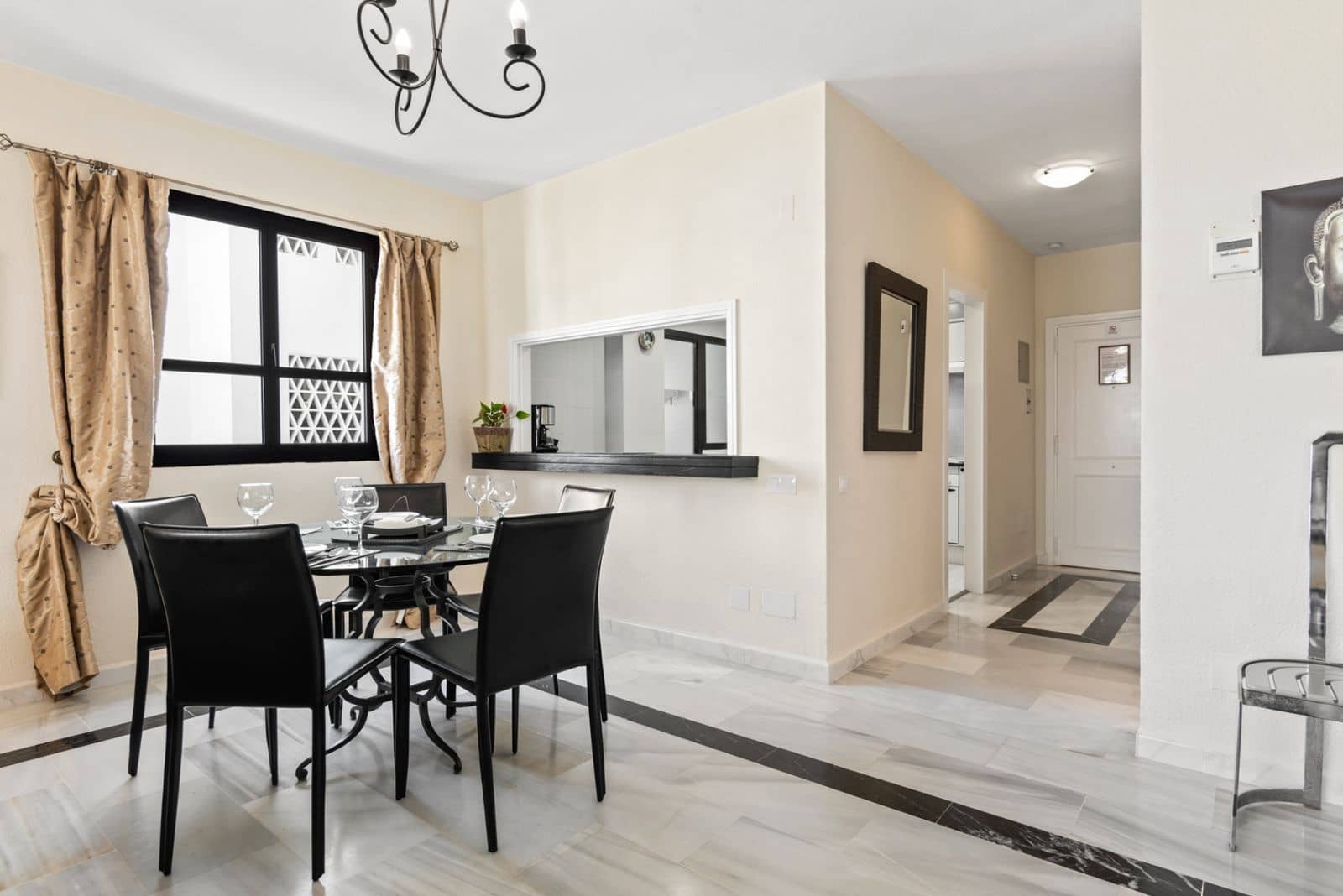 2 quarto Apartamento para venda em Puerto Banus - 800 000 € (Ref: 9607692)