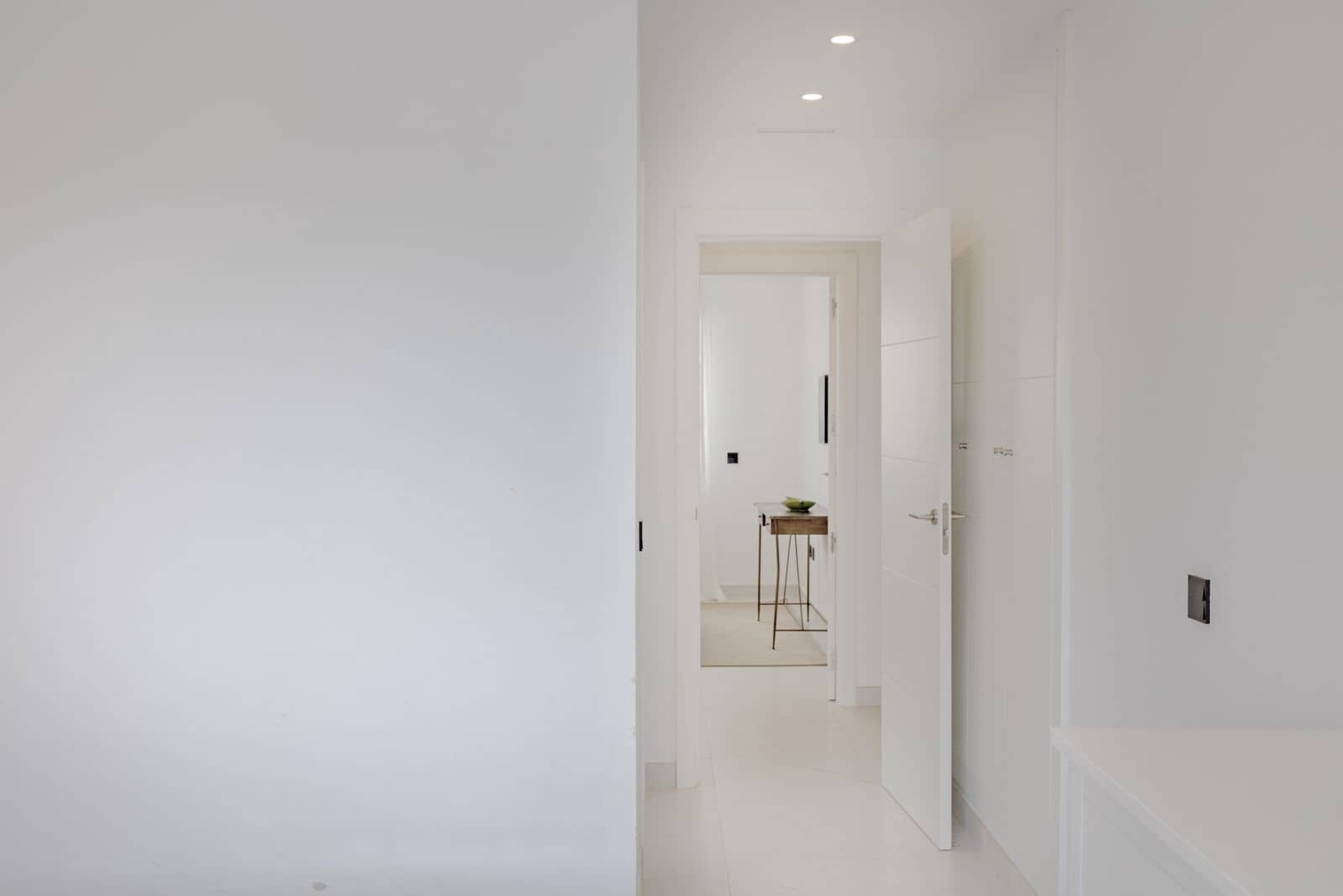 2 bedroom Apartment for sale in Estepona - € 510,000 (Ref: 9607693)