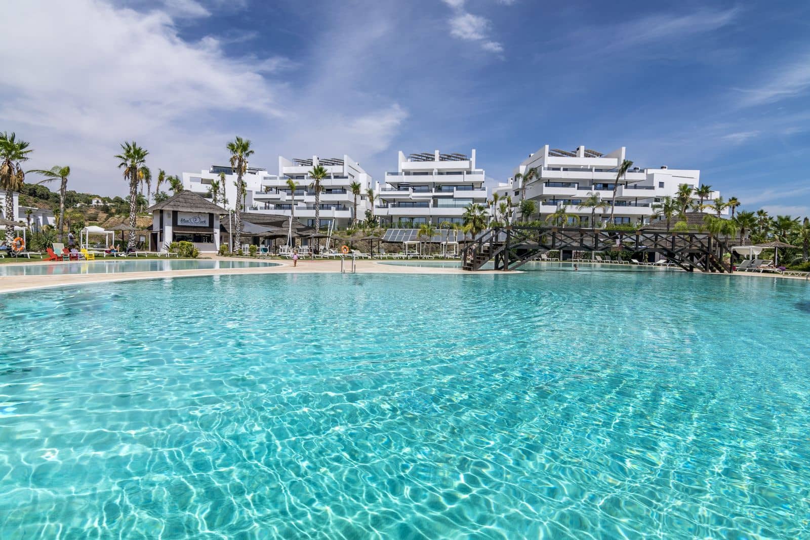2 bedroom Apartment for sale in Estepona - € 510,000 (Ref: 9607693)