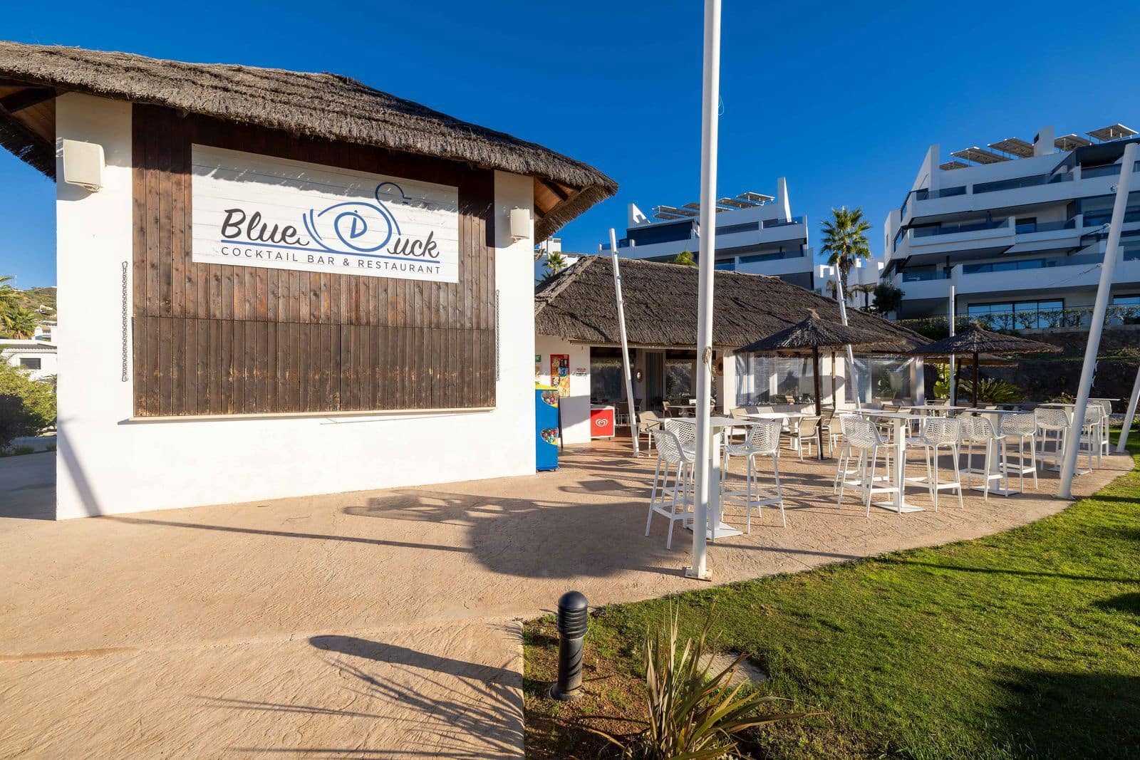 2 bedroom Apartment for sale in Estepona - € 510,000 (Ref: 9607693)