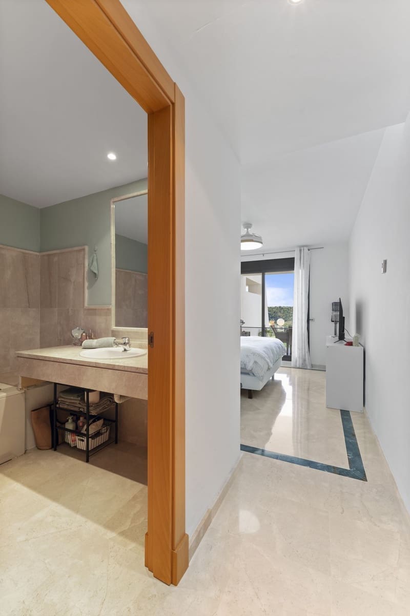 2 slaapkamer Appartement te koop in Casares - € 399.000 (Ref: 9607695)