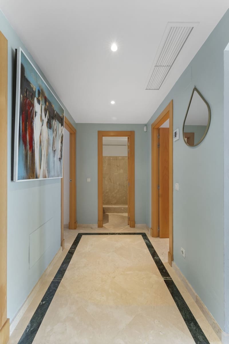 2 slaapkamer Appartement te koop in Casares - € 399.000 (Ref: 9607695)