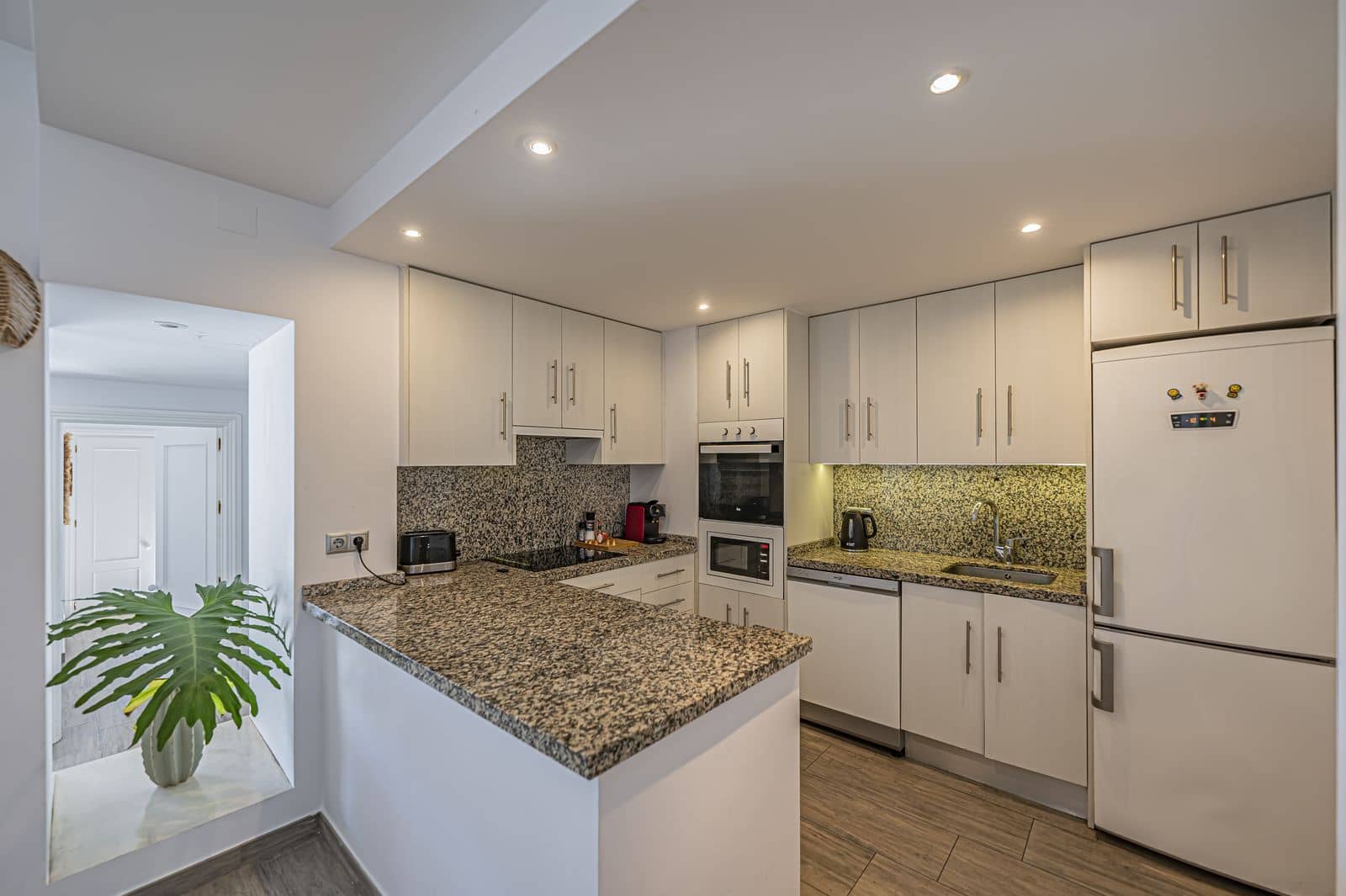 2 Zimmer Apartment zu verkaufen in Elviria - 685.000 € (Ref: 9607700)