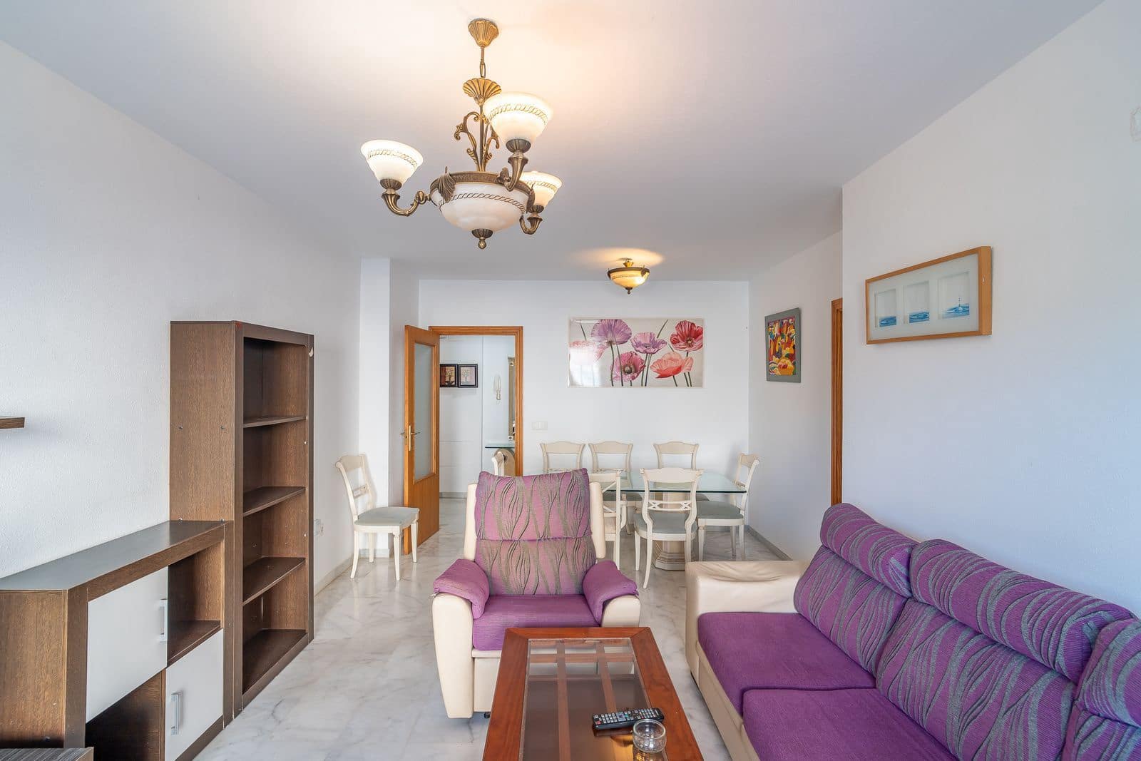 Apartamento de 3 habitaciones en Estepona en venta - 399.000 € (Ref: 9607701)