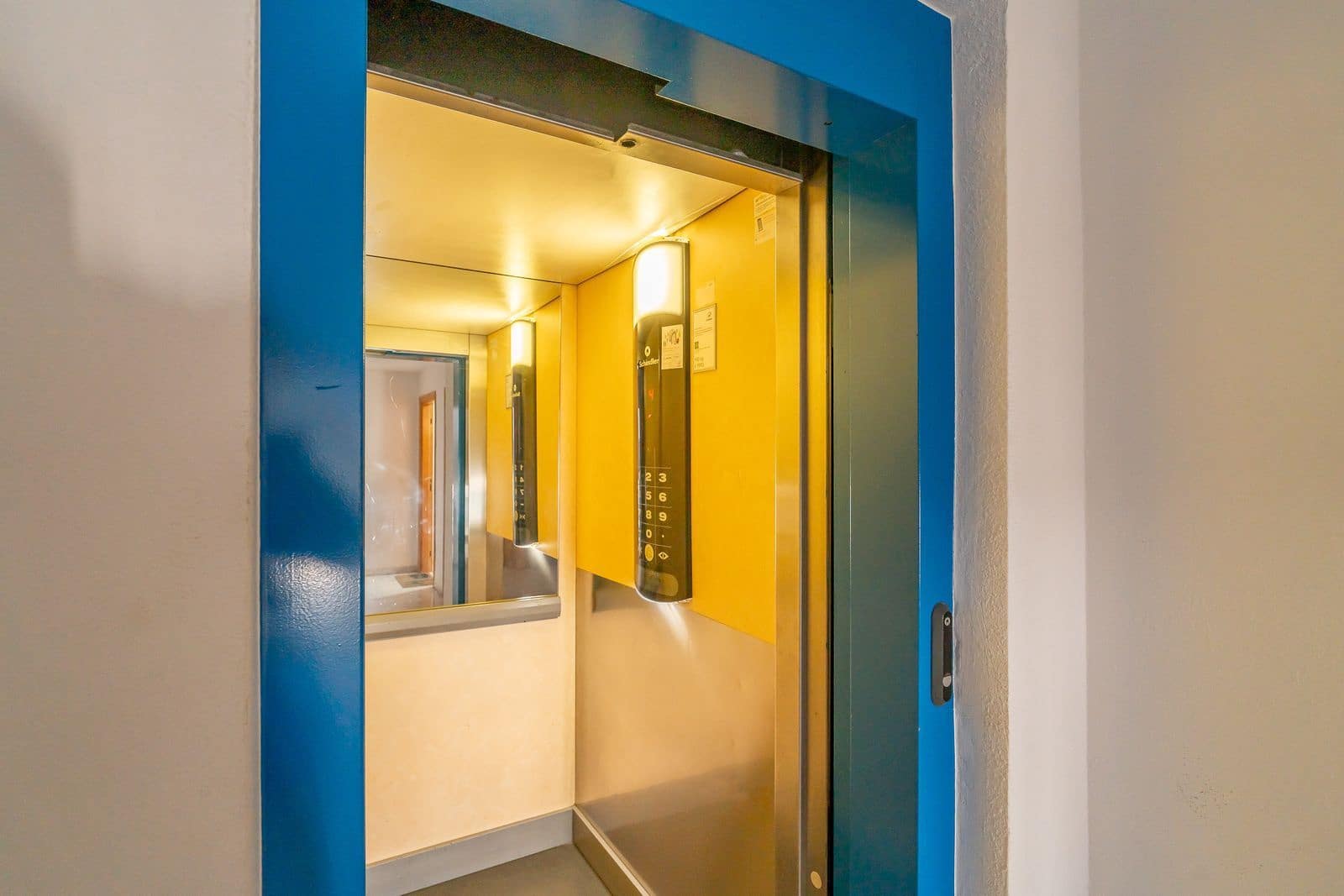 Apartamento de 3 habitaciones en Estepona en venta - 399.000 € (Ref: 9607701)