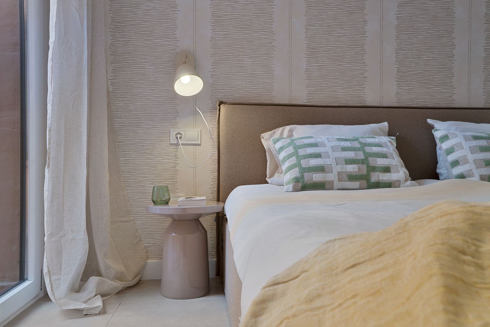 Apartamento de 2 habitaciones en El Paraiso en venta - 499.000 € (Ref: 9607704)