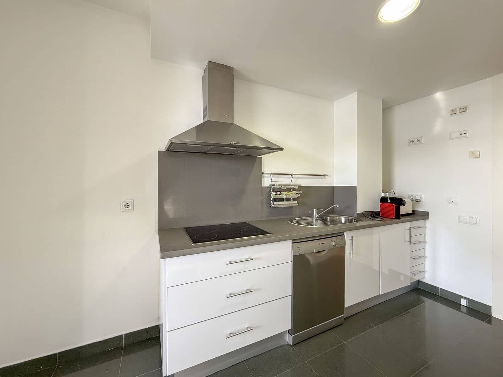 3 makuuhuone Huoneisto myytävänä paikassa Manilva - 380 000 € (Ref: 9607706)