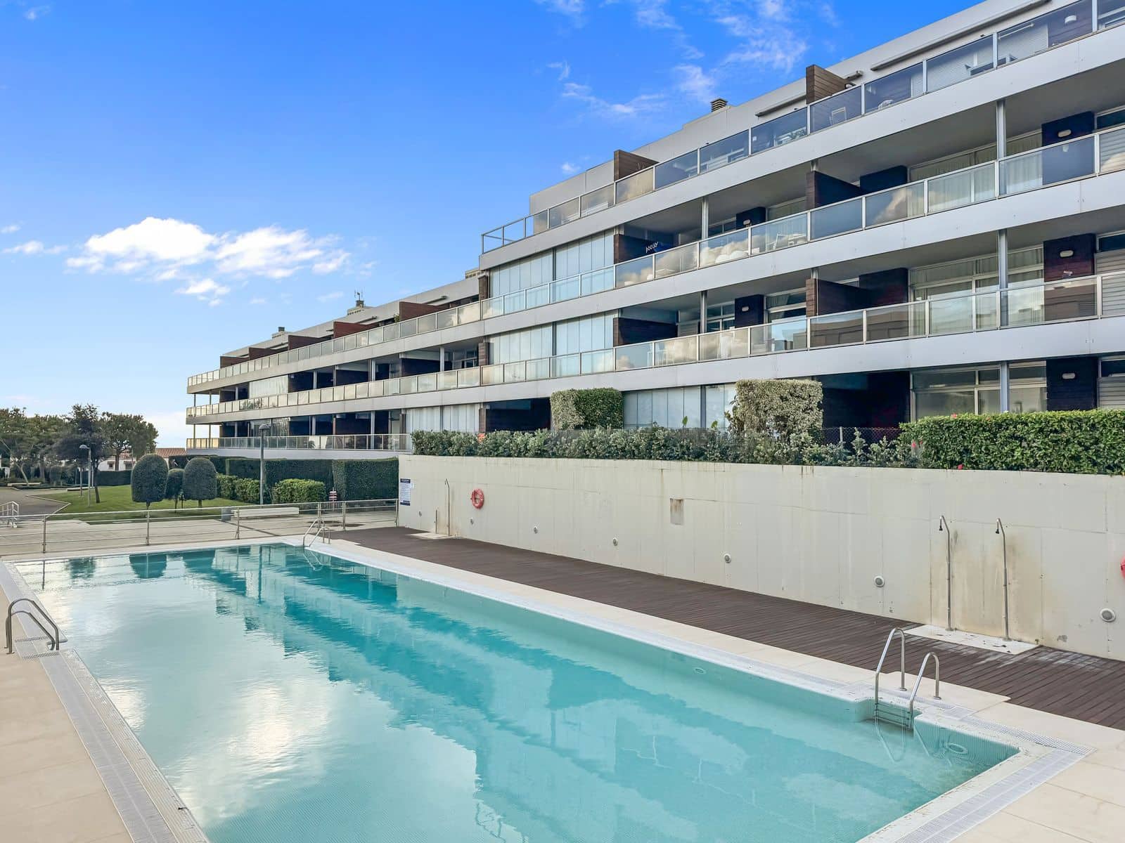 3 makuuhuone Huoneisto myytävänä paikassa Manilva - 380 000 € (Ref: 9607706)