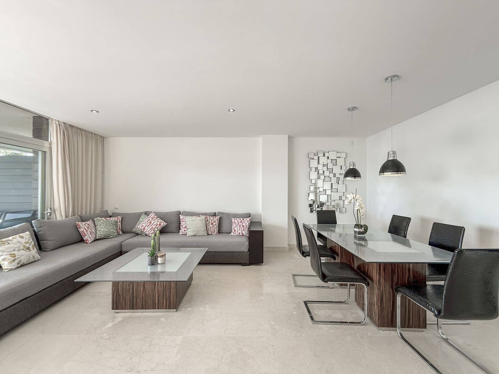 3 makuuhuone Huoneisto myytävänä paikassa Manilva - 380 000 € (Ref: 9607706)