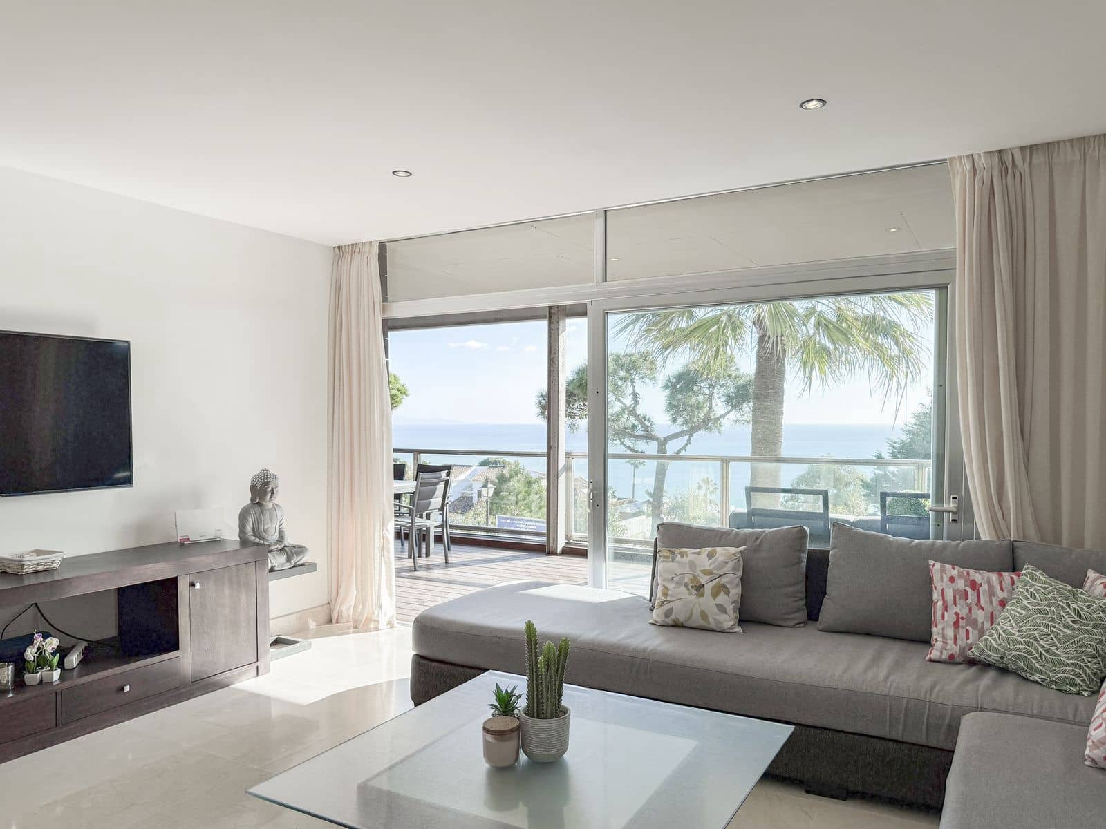 3 makuuhuone Huoneisto myytävänä paikassa Manilva - 380 000 € (Ref: 9607706)