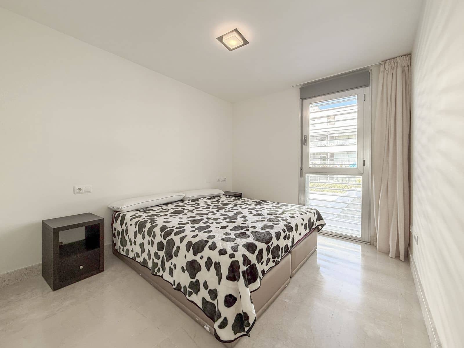 3 makuuhuone Huoneisto myytävänä paikassa Manilva - 380 000 € (Ref: 9607706)