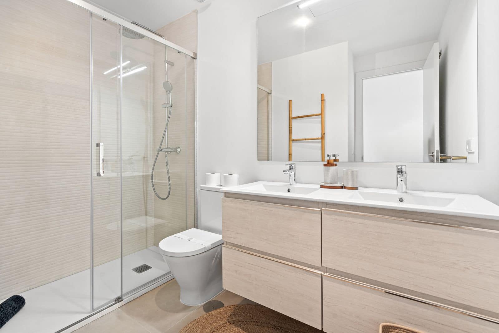 3 chambre Appartement à vendre à Estepona - 550 000 € (Ref: 9607709)