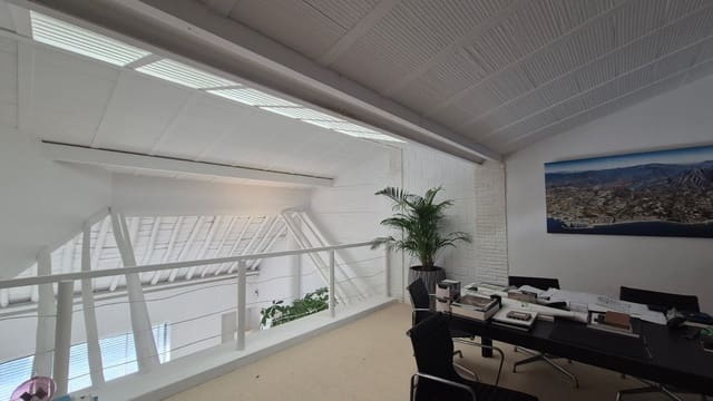 3 bedroom Villa for sale in San Pedro de Alcantara, Marbella - € 795,000 (Ref: 9607710)