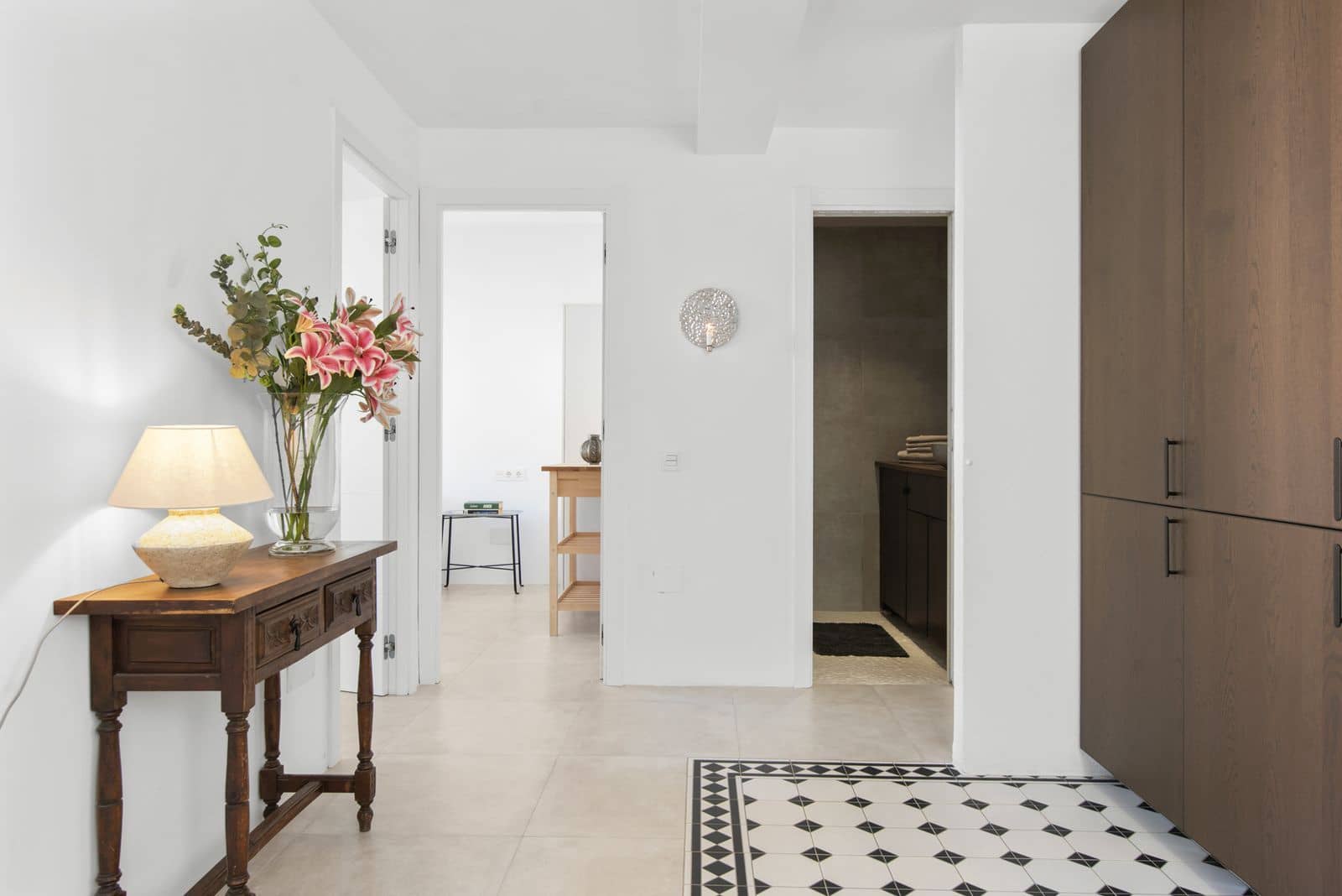 3 bedroom Apartment for sale in Estepona - € 399,000 (Ref: 9607711)