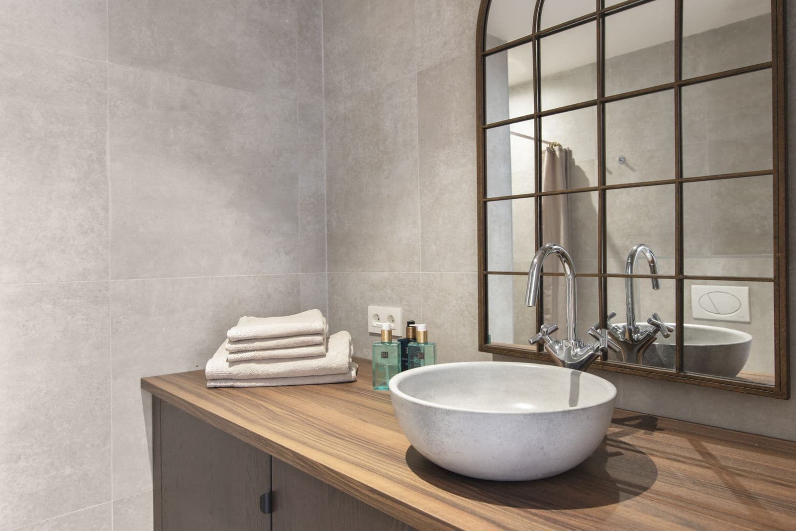 3 bedroom Apartment for sale in Estepona - € 399,000 (Ref: 9607711)