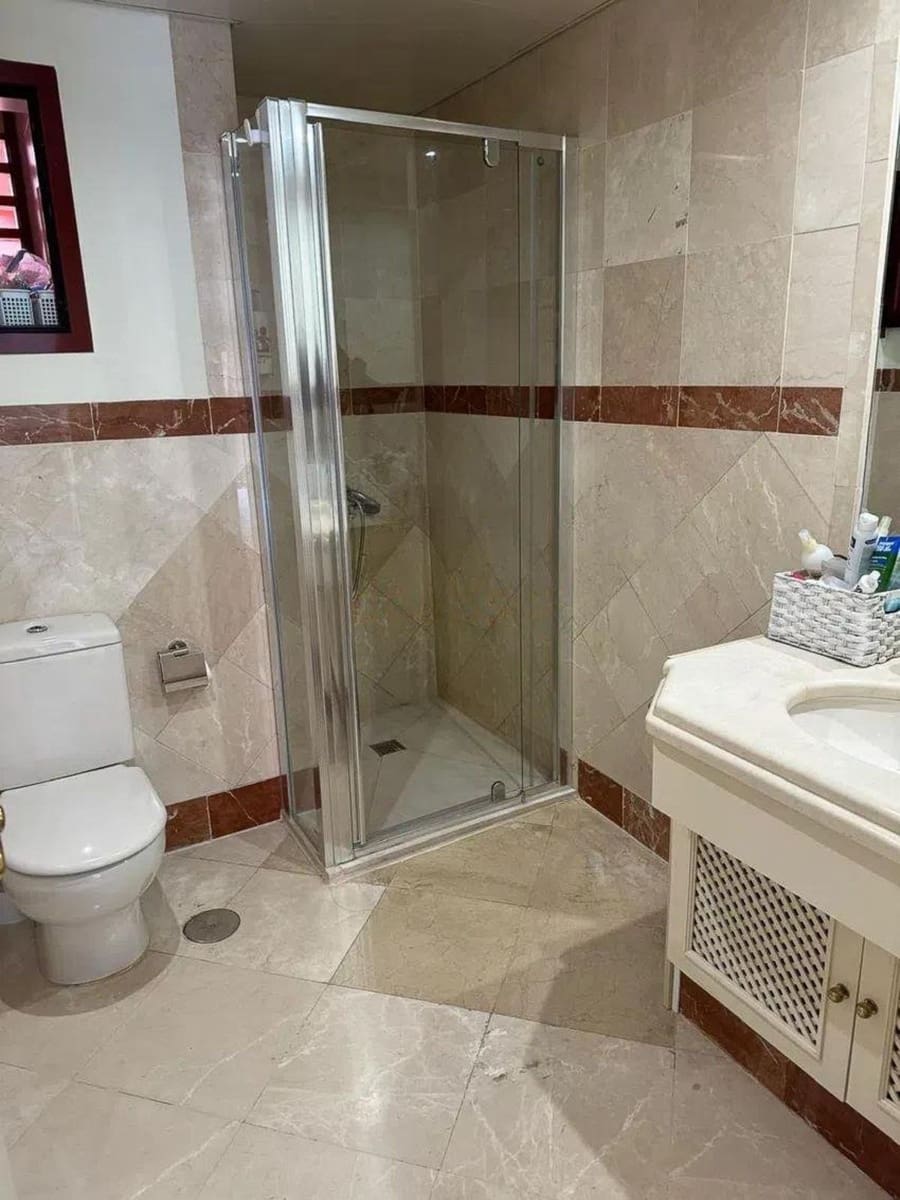 3 bedroom Apartment for sale in Elviria - € 575,000 (Ref: 9607715)