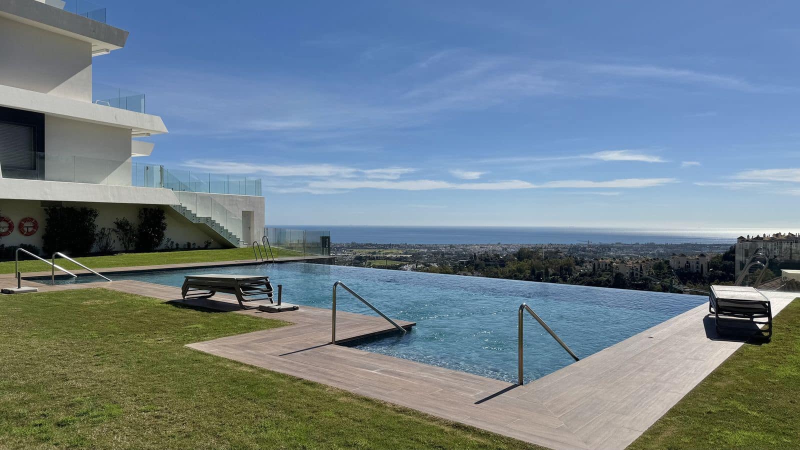 3 bedroom Apartment for sale in La Quinta - € 1,895,000 (Ref: 9607720)