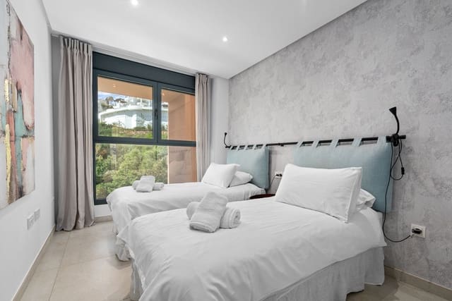 3 sypialnia Penthouse na sprzedaż w La Quinta, Benahavís - 675 000 € (Ref: 9607730)