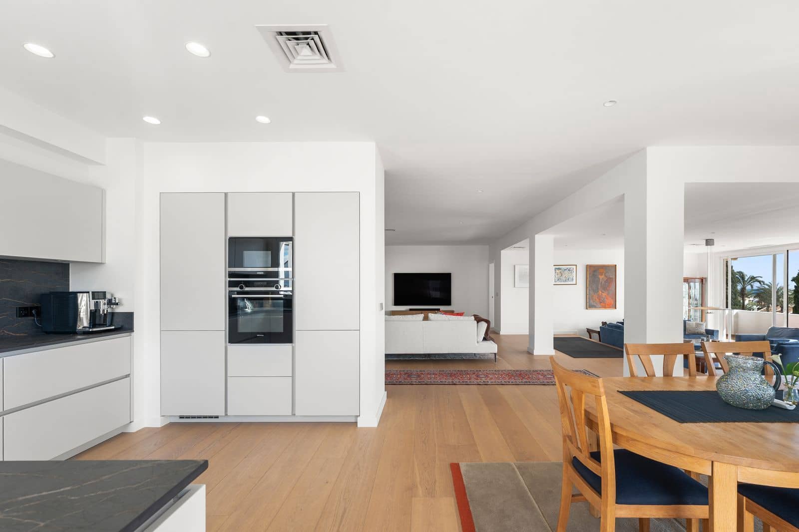 3 soveværelse Lejlighed til salg i Nueva Andalucia - € 1.600.000 (Ref: 9607732)