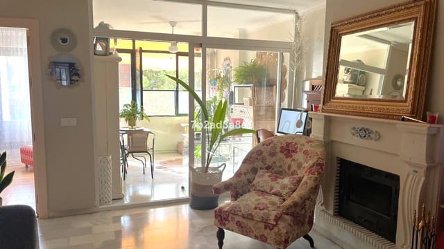 3 soveværelse Lejlighed til salg i Puerto Banus, Marbella - € 489.000 (Ref: 9607734)