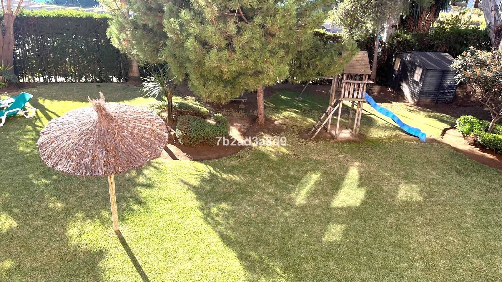 3 soveværelse Lejlighed til salg i Puerto Banus - € 489.000 (Ref: 9607734)