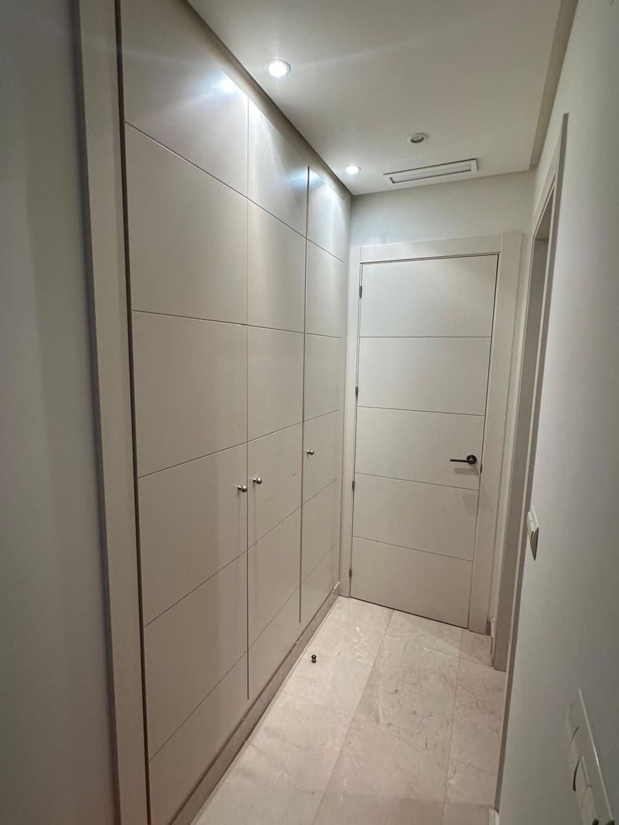 2 bedroom Apartment for sale in Nueva Andalucia - € 499,000 (Ref: 9607735)