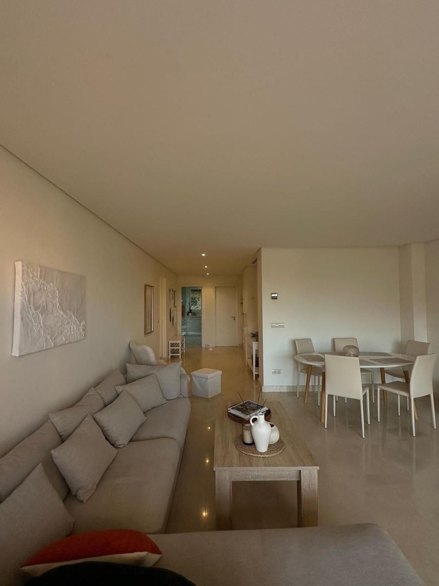 2 bedroom Apartment for sale in Nueva Andalucia - € 499,000 (Ref: 9607735)