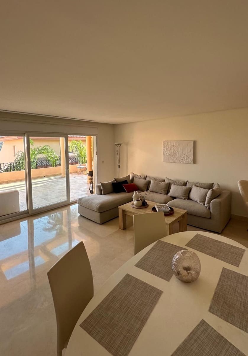 2 bedroom Apartment for sale in Nueva Andalucia - € 499,000 (Ref: 9607735)