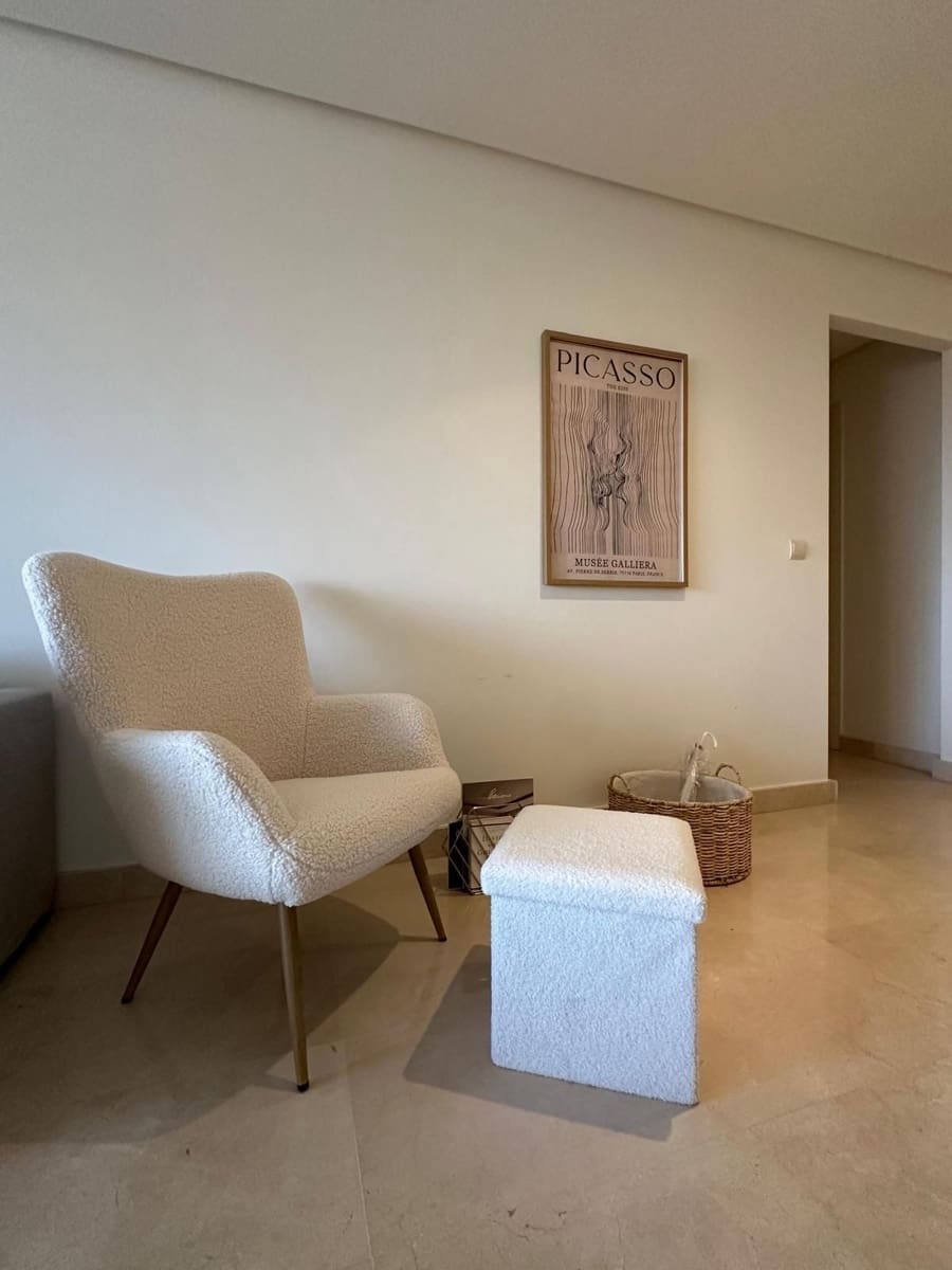2 bedroom Apartment for sale in Nueva Andalucia - € 499,000 (Ref: 9607735)