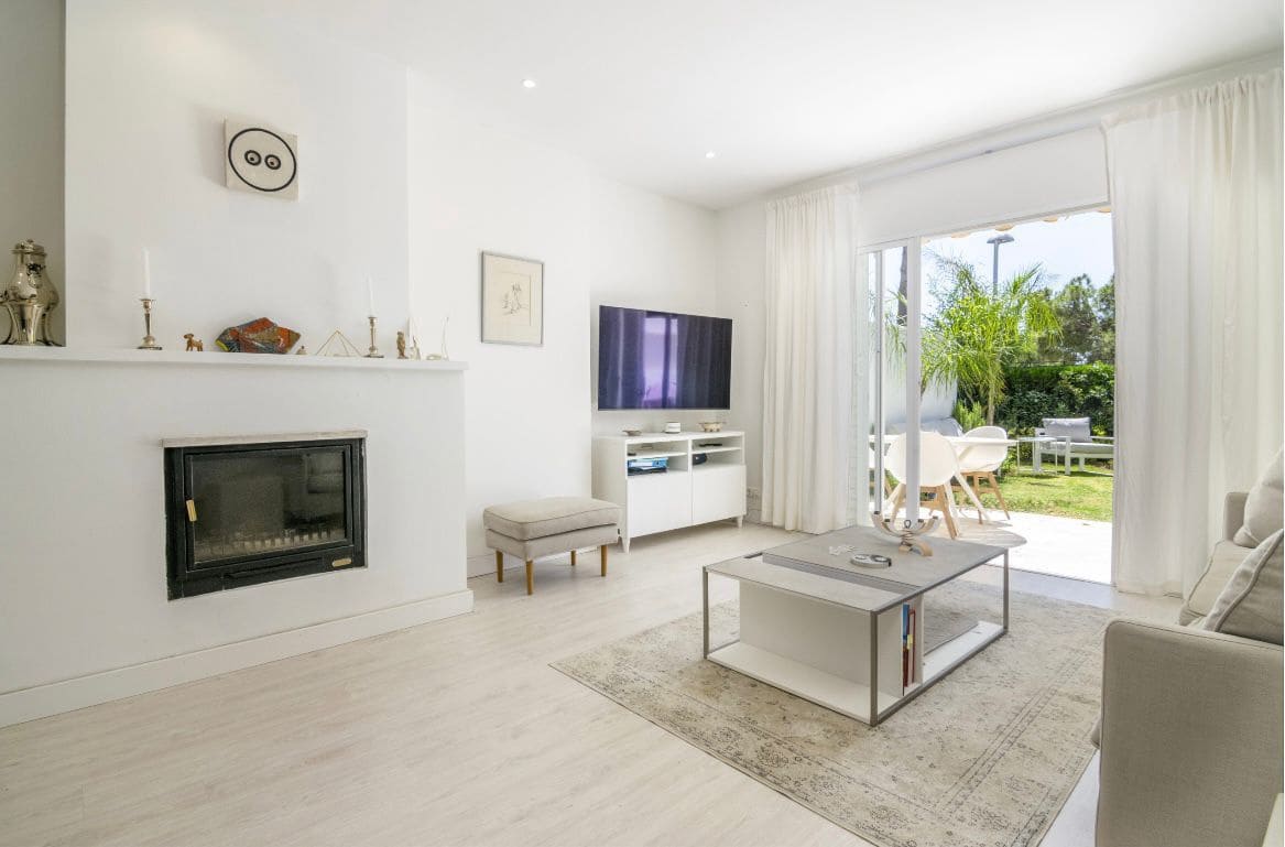 3 chambre Maison de Ville à vendre à Nueva Andalucia - 625 000 € (Ref: 9607738)