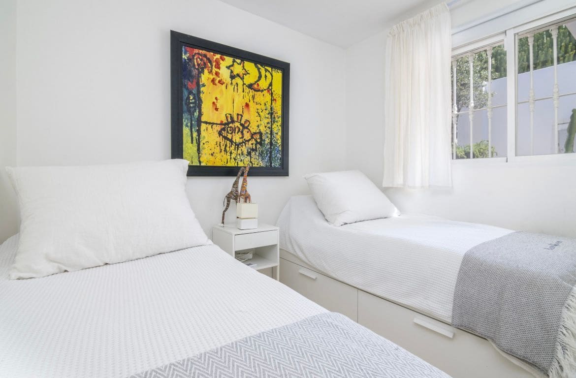 3 chambre Maison de Ville à vendre à Nueva Andalucia - 625 000 € (Ref: 9607738)