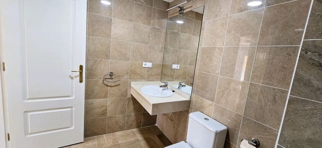 2 bedroom Apartment for sale in Marbella - € 365,000 (Ref: 9607746)