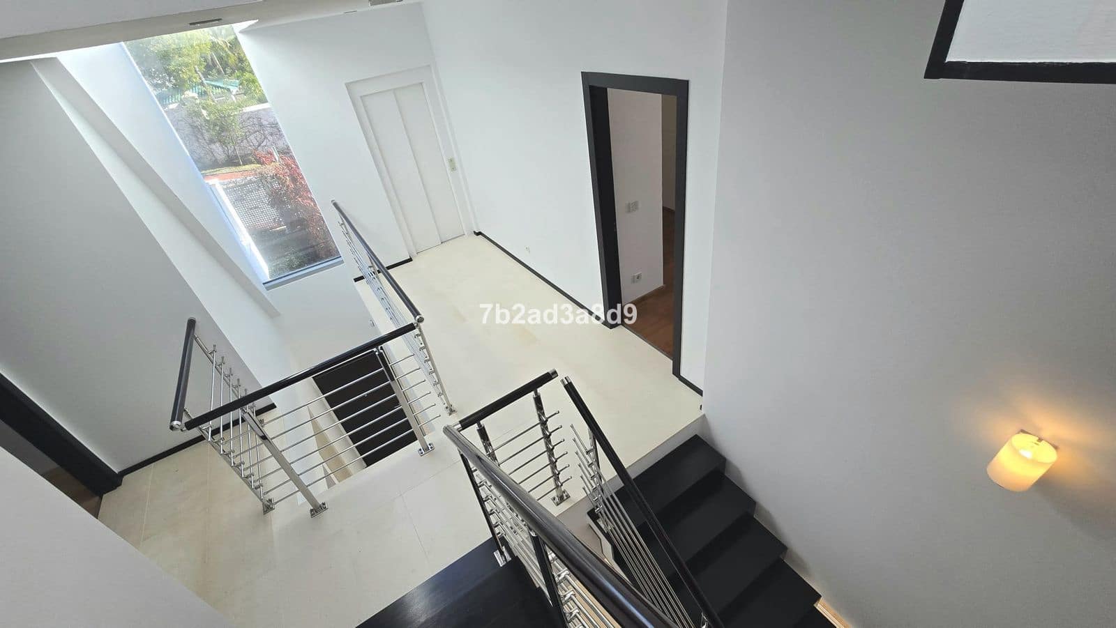 Pareado de 5 habitaciones en Golden Mile en venta - 3.000.000 € (Ref: 9607752)