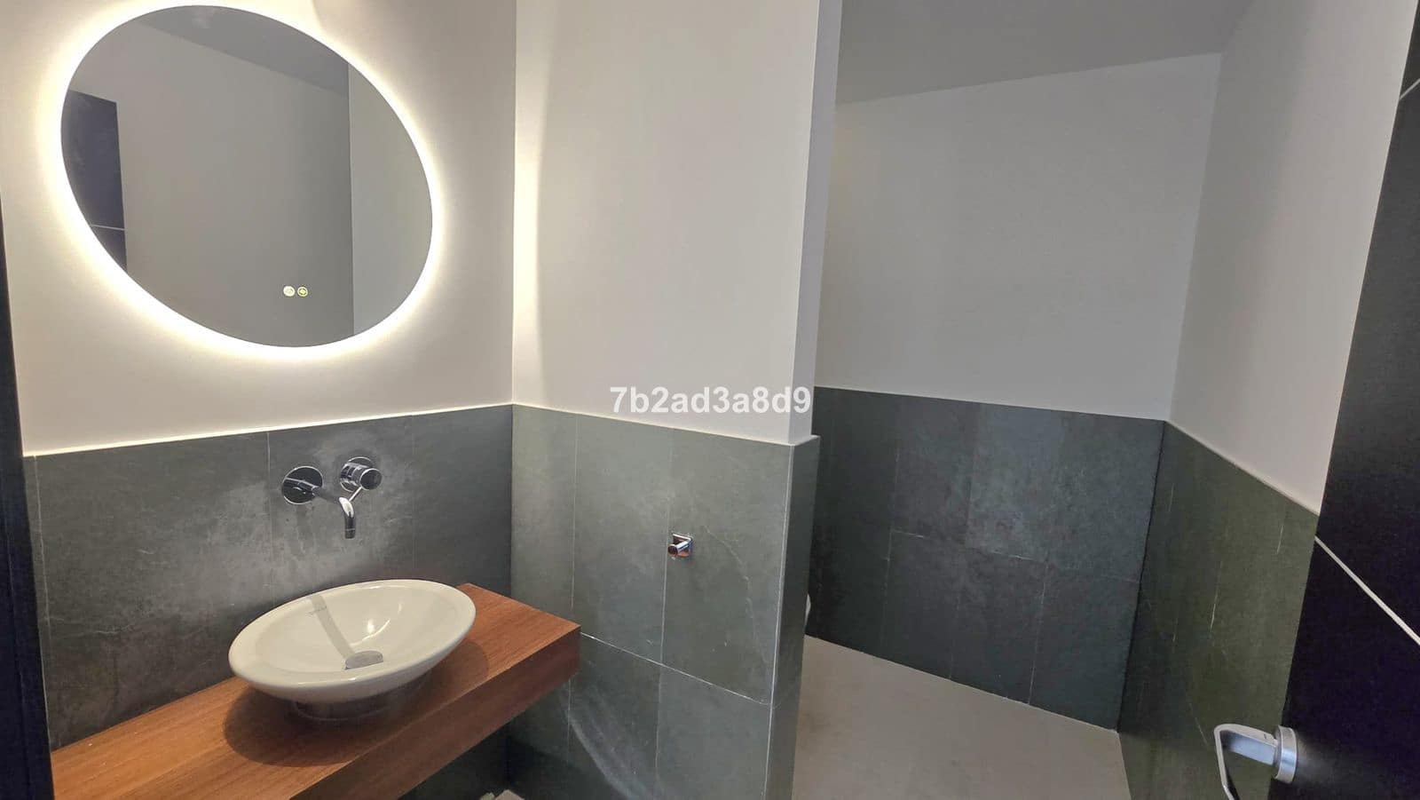 Pareado de 5 habitaciones en Golden Mile en venta - 3.000.000 € (Ref: 9607752)