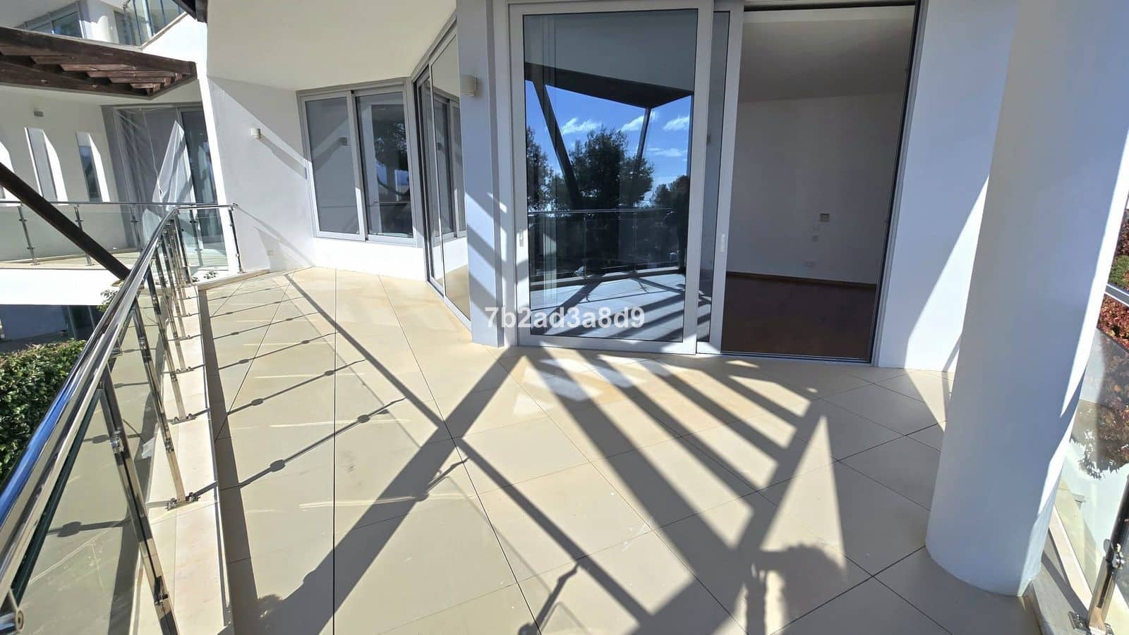 Pareado de 5 habitaciones en Golden Mile en venta - 3.000.000 € (Ref: 9607752)