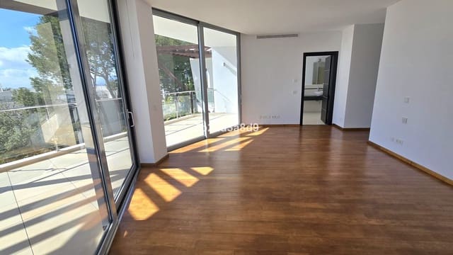 Pareado de 5 habitaciones en Golden Mile, Marbella en venta - 3.000.000 € (Ref: 9607752)