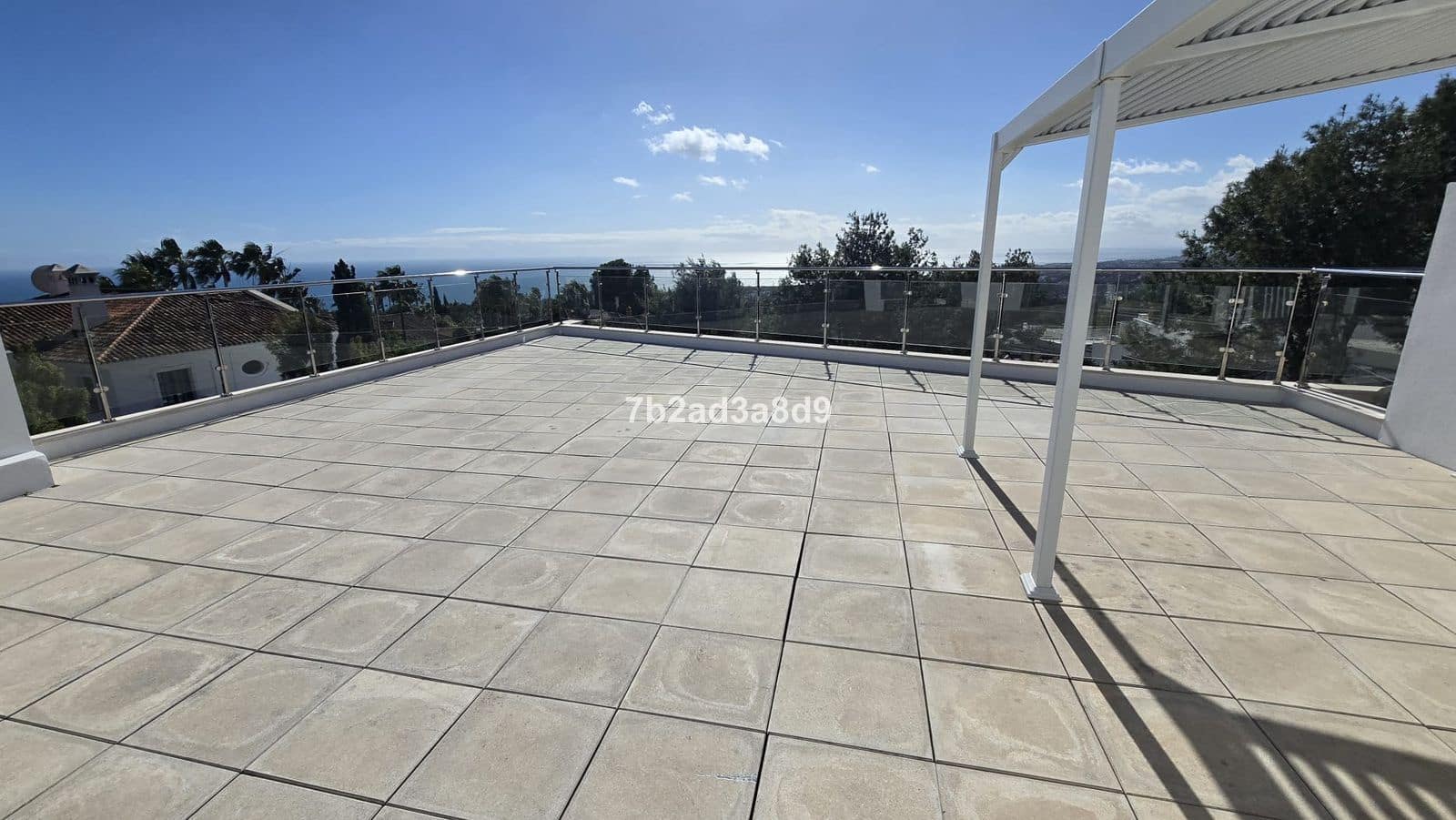 Pareado de 5 habitaciones en Golden Mile en venta - 3.000.000 € (Ref: 9607752)