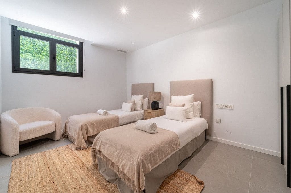 5 makuuhuone Huvila myytävänä paikassa Atalaya-Isdabe - 1 795 000 € (Ref: 9607758)